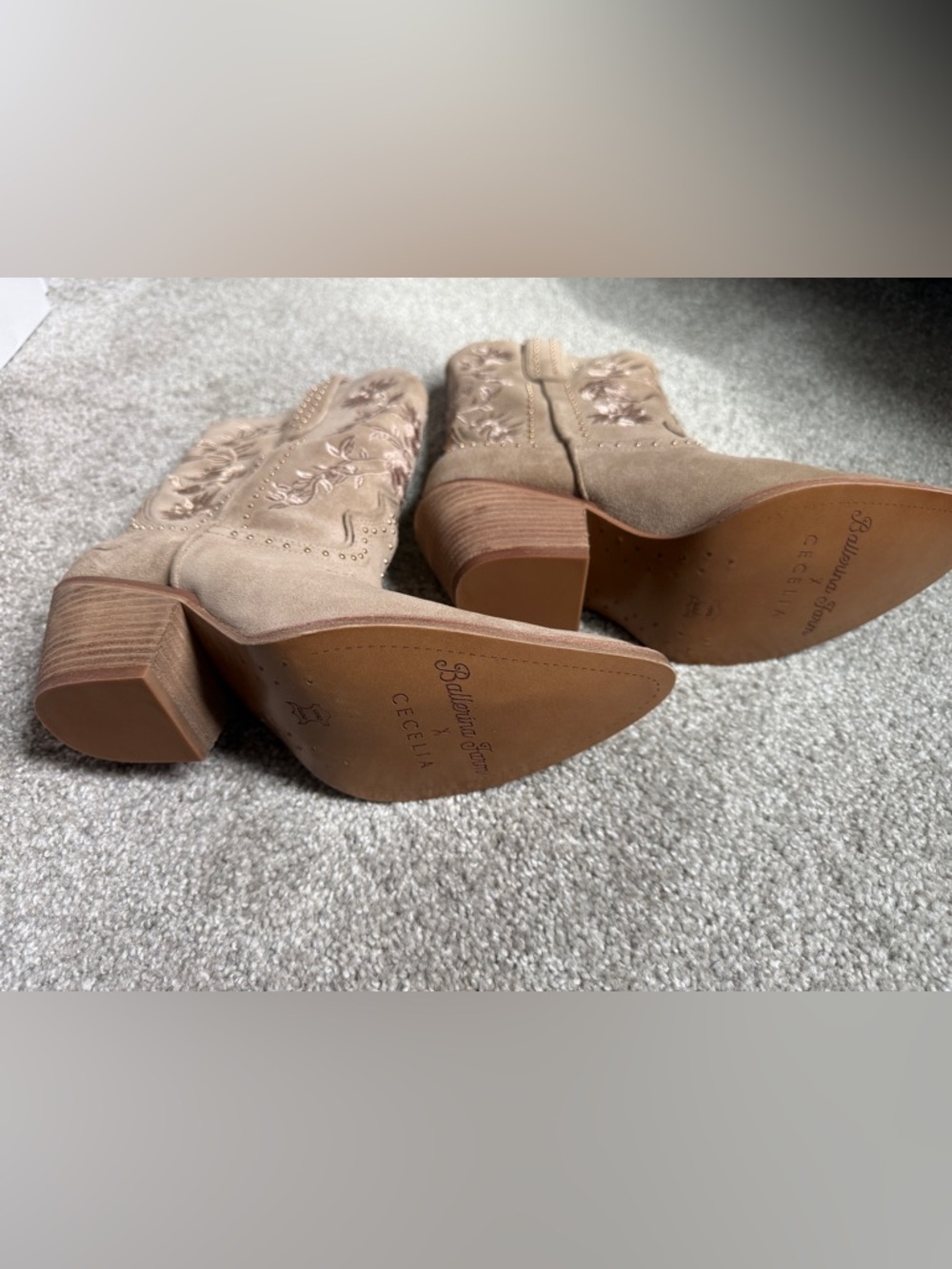 Cecelia New York Taupe Embroidered Western Boots – NEW Never Worn - Picture 4 of 8